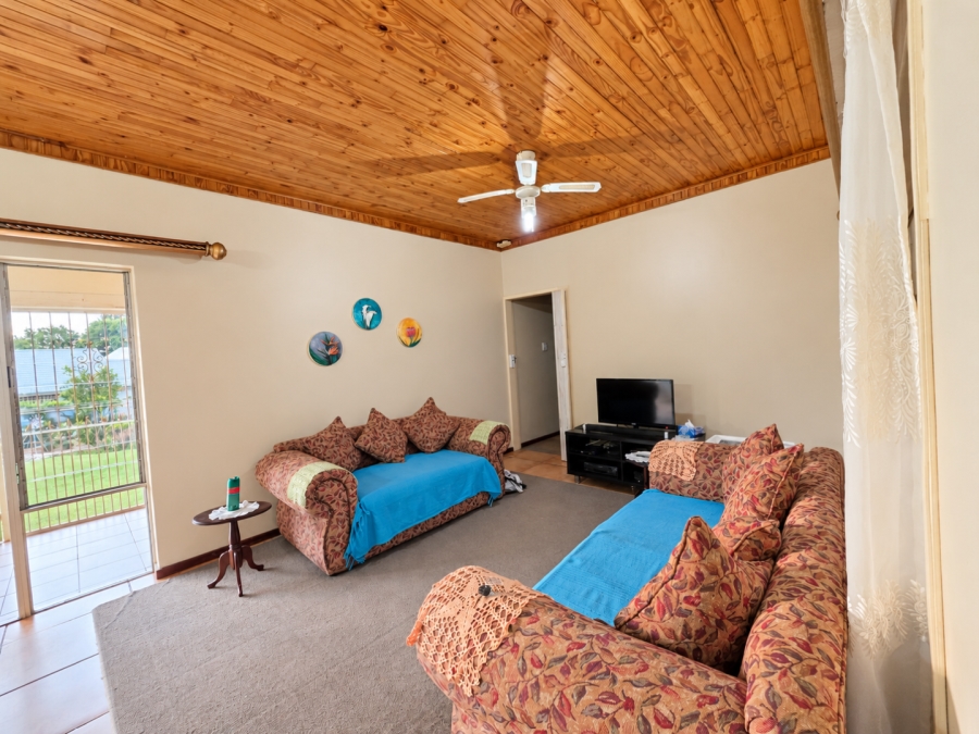 4 Bedroom Property for Sale in Wilkoppies North West